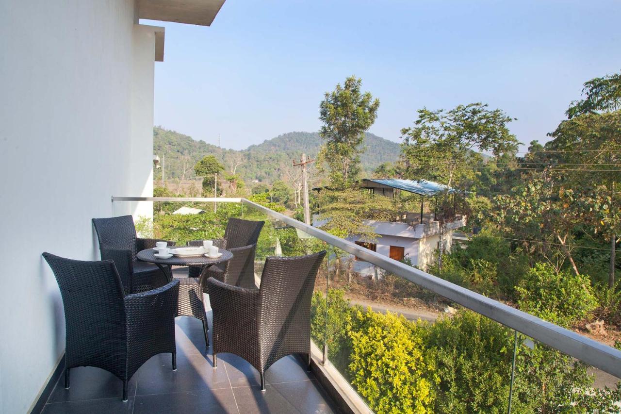 Stayvista At Ivory Hill Madikeri 3 Bedrooms Esterno foto